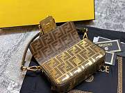 FENDI BROOCH MINI BAGUETTE REFURBISHED GOLD - 4