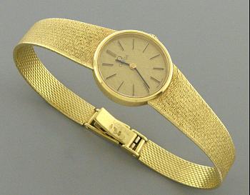 VINTAGE OMEGA 18K YELLOW GOLD LADIES WATCH 