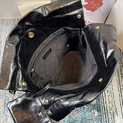 CHANEL 22 HANDBAG Shiny Calfskin Gold-Tone Metal Black - 5