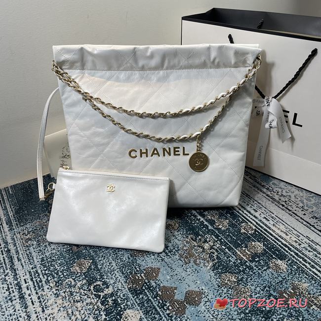 CHANEL 22 HANDBAG Shiny Calfskin Gold-Tone Metal White - 1