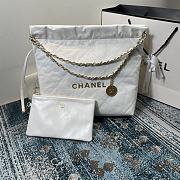 CHANEL 22 HANDBAG Shiny Calfskin Gold-Tone Metal White - 1