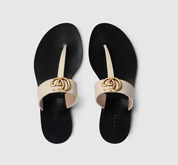 Gucci Leather thong sandal with Double G