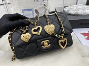 Chanel Flap Bag Black Heart on chain - 4