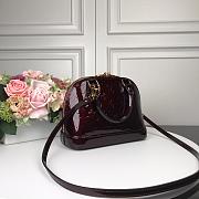 LOUIS VUITTON ALMA BB MONOGRAM VERNIS - 3