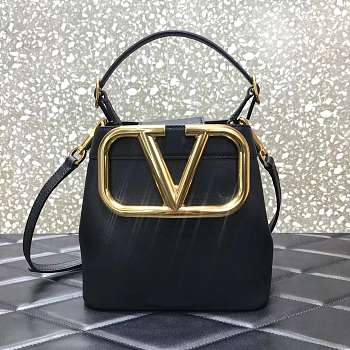 Valentino Garavani VLogo leather tote bag