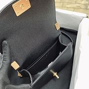 CHANEL Messenger Bag Boy Grain Effect Calf Leather & Gold Plated Metal Black 12.5*18*6CM - 5