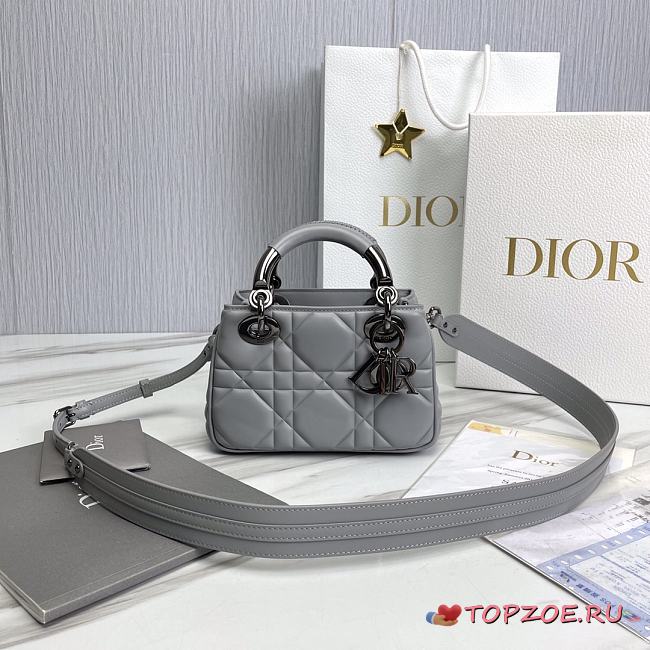 DIOR CATWALK MODEL DIANA MINI BAG 634479 - 20 x 13 x 8cm - 1