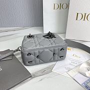 DIOR CATWALK MODEL DIANA MINI BAG 634479 - 20 x 13 x 8cm - 3