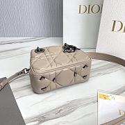 DIOR CATWALK MODEL DIANA MINI BAG 634454 - 20 x 13 x 8cm - 3