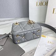 DIOR CATWALK MODEL DIANA MINI BAG 634476 - 20 x 13 x 8cm - 3