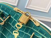 LV Alma BB Crocodelien Brillant N93105 23.5 x 17.5 x 11.5 CM - 2