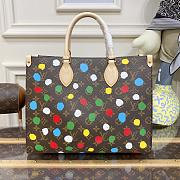 LV x YK OnTheGo MM​ Monogram M46379 35 x 27 x 14 CM - 4