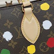 LV x YK OnTheGo MM​ Monogram M46379 35 x 27 x 14 CM - 3