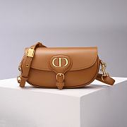 DIOR BOBBY EAST-WEST BAG AMBER M9327 22 x 13 x 5 CM - 1