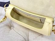 DIOR BOBBY EAST-WEST BAG LIGHT YELLOW M9327 22 x 13 x 5 CM - 2
