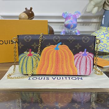 FÉLICIE POCHETTE BAG LV X YK M82108 – SIZE 21 X 12 X 3CM