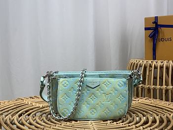 LV Multi Pochette Accessoires Vert d'eau Green M46093 25 x 14.5 x 4.5 CM