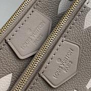 LV MULTI POCHETTE ACCESSOIRES Tourterelle Gray/Cream M45777 SIZE 25x14.5x4.5 CM  - 2