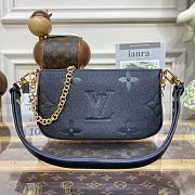 LV MULTI POCHETTE ACCESSOIRES BLACK M45839 SIZE 24 x 13.5 x 4 CM - 6