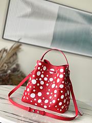 LV x YK Néonoé BB Red M46413 20 x 20 x 13 CM - 1
