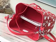 LV x YK Néonoé BB Red M46413 20 x 20 x 13 CM - 4