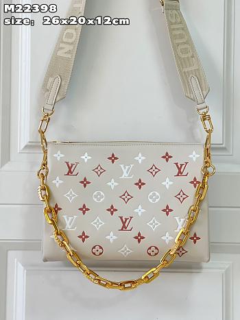 LV Coussin PM handbag M22398 size: 26x20x12cm