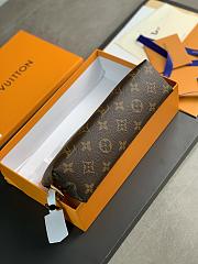  Lv Cosmetic Pouch GM M47353 24X17x6cm - 5