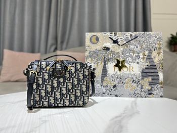 Dior 30 MONTAIGNE BOX BAG  19.5 x 15 x 6 cm