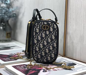 Dior  30 Montaigne 01 18x10.5x2.5cm