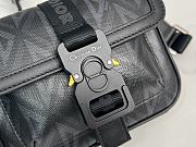 Dior Hit the Road 01 19 x 11 x 4cm - 2