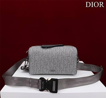 DIOR LINGOT 22 BAG 22 x 10.5x 12.5cm