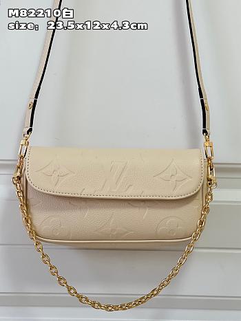LV Wallet on Chain Ivy bag M82210  23.5x12x4.3cm