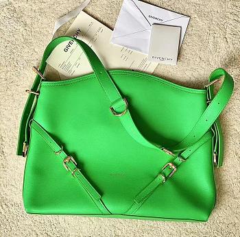 Givenchy VOYOU 04 40x27x6.5cm
