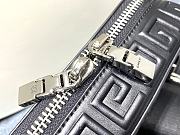 Givenchy Antigona U 18.5x12x5.5cm - 5