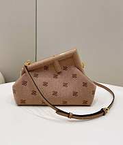 FENDI FIRST SMALL AND MEDIUM LEATHER BAG 26x 18 x 9.5 cm - 1