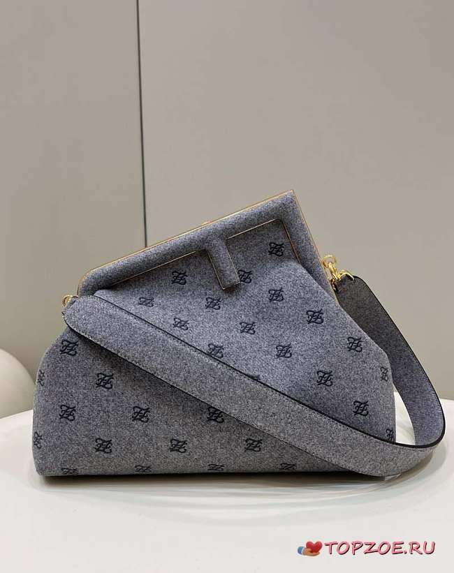 FENDI FIRST SMALL AND MEDIUM LEATHER BAG03 32.5x 23.5 x 15 cm - 1