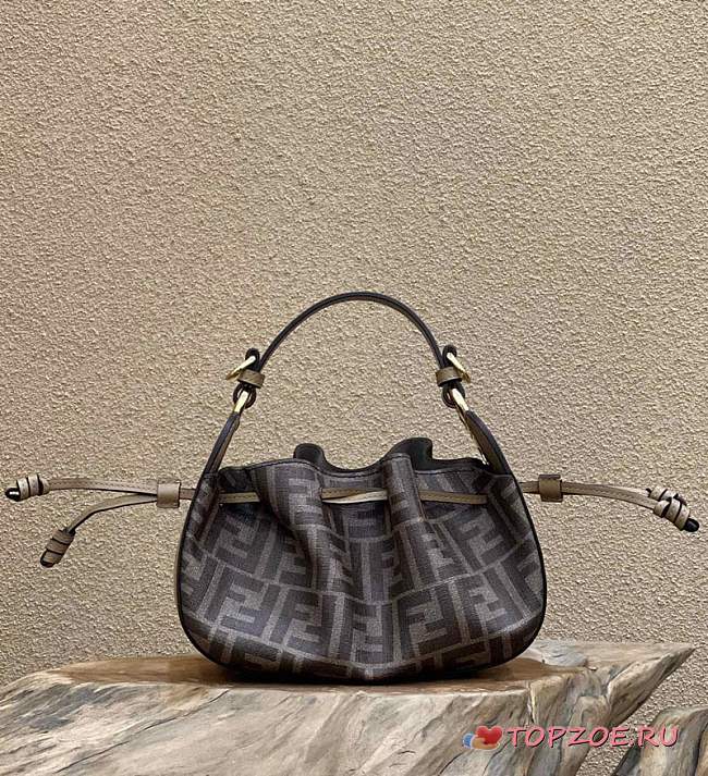  POMODORINO  24x 14 x 9.5 cm - 1