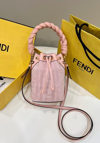 fendi mon tresor mini bag01  12X18X10CM