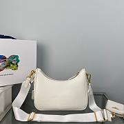 Burberry Small Logo Graphic Cotton Canvas Peggy Bucket Bag 22x18x6cm - 6