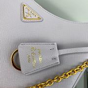 prada re-edition 2005 shoulder bag 01 22x18x6cm - 2