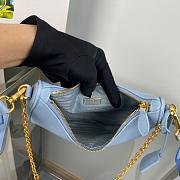 prada re-edition 2005 shoulder bag02 22x18x6cm - 4