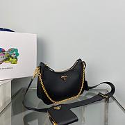 prada re-edition 2005 shoulder bag03 22x18x6cm - 5