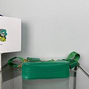prada re-edition 2005 shoulder bag05 22x18x6cm - 5