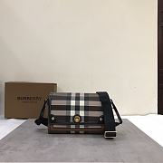 Burberry crossbody bag 25*8.5*18cm - 6