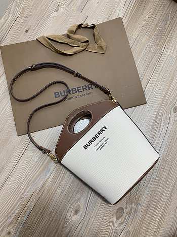 Burberry Bucket Bag01 17*12*26CM