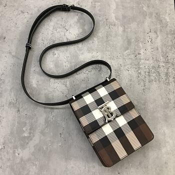 Burberry  'Robin' shoulder bag01 13.5 x 4.5 x 19cm  40-56cm