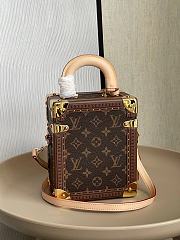lv Camera Box 16 x 13 x 7.5cm - 2