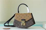 LOUIS VUITTON Tilsitt M46548 23.5*16.5*8cm - 1