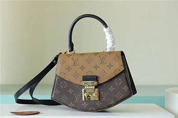 LOUIS VUITTON Tilsitt M46548 23.5*16.5*8cm
