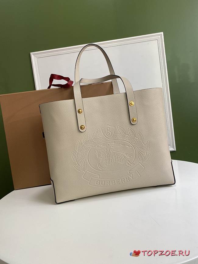 Embossed Letter Badge Handbags 35*29*12cm - 1